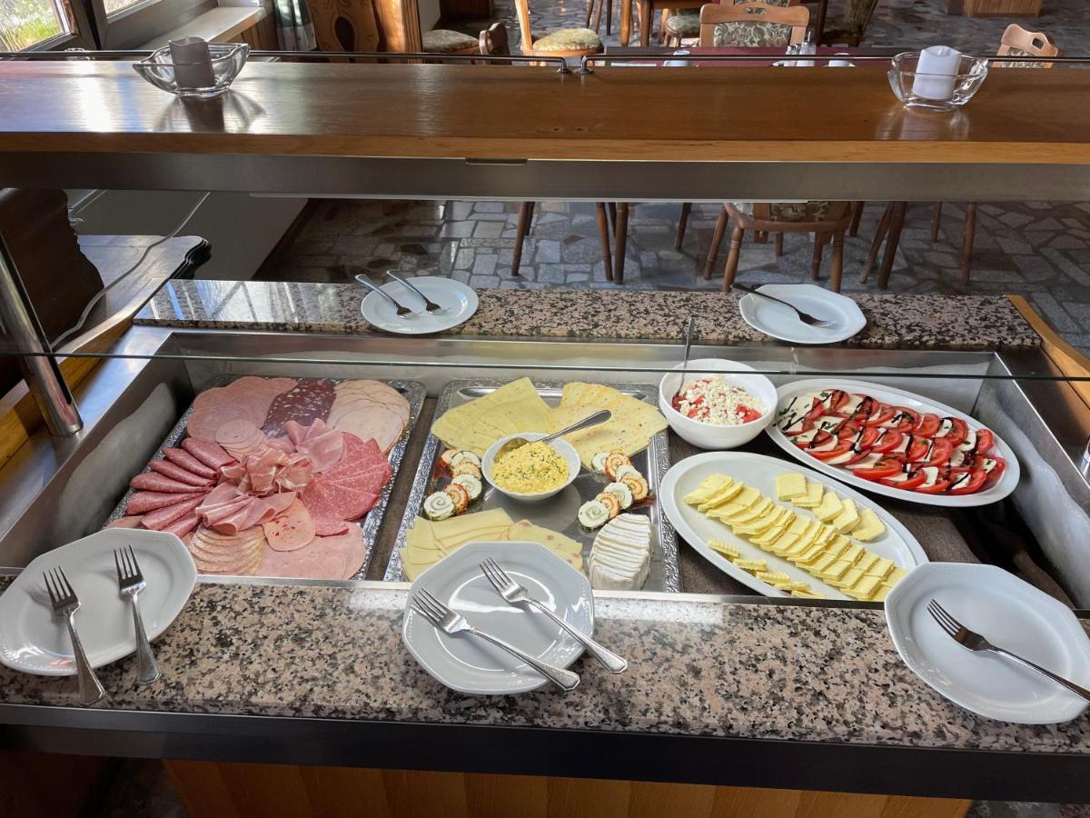 Gasthof Zum Baren Hotel Gernrode  Bagian luar foto