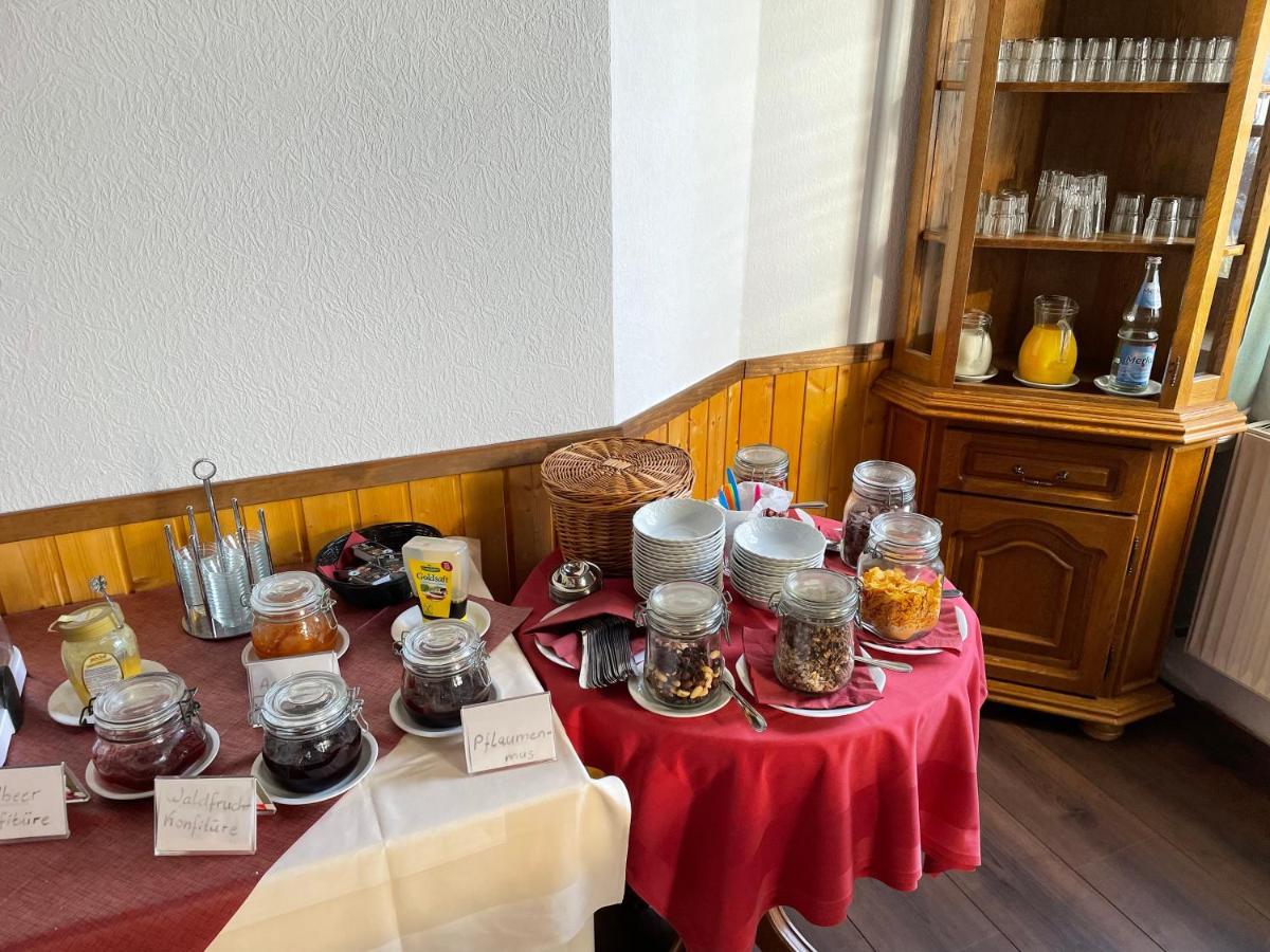 Gasthof Zum Baren Hotel Gernrode  Bagian luar foto