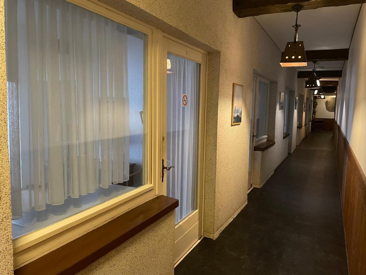 Gasthof Zum Baren Hotel Gernrode  Bagian luar foto